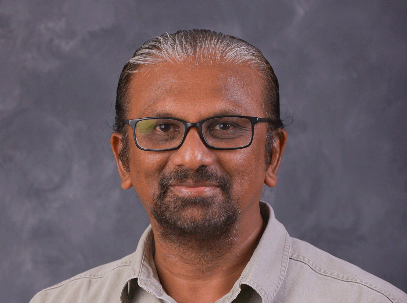 Dr. Ray Chandrasekara