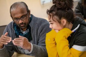 Dr. Chandrasekara and student during an advising session