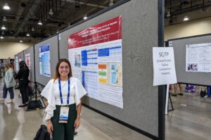 Viveca Vélez Negrón at Research Symposium